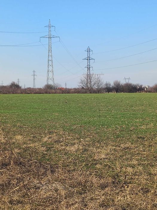 Парцел зад митницата на кукленско шосе