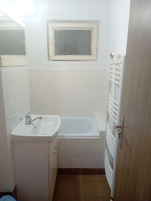 Apartament de închiriat