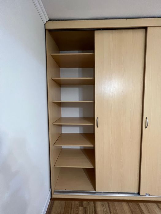 Встроенный шкаф шкаф