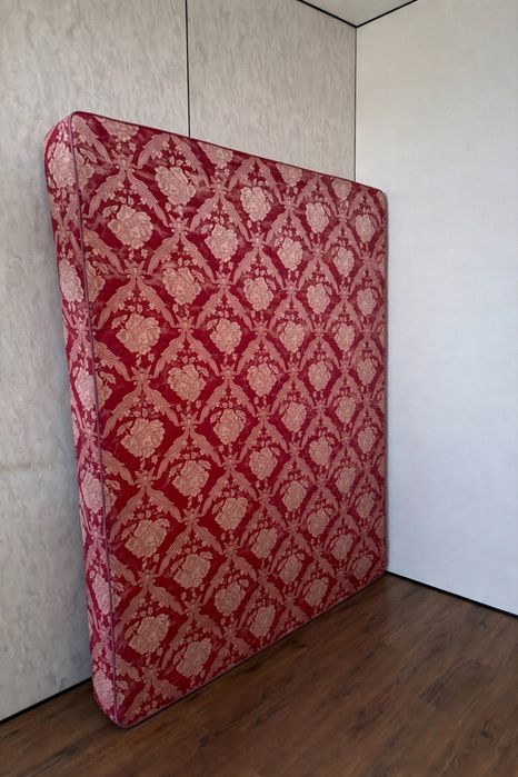 Отдам матрас бесплатно Самовывоз