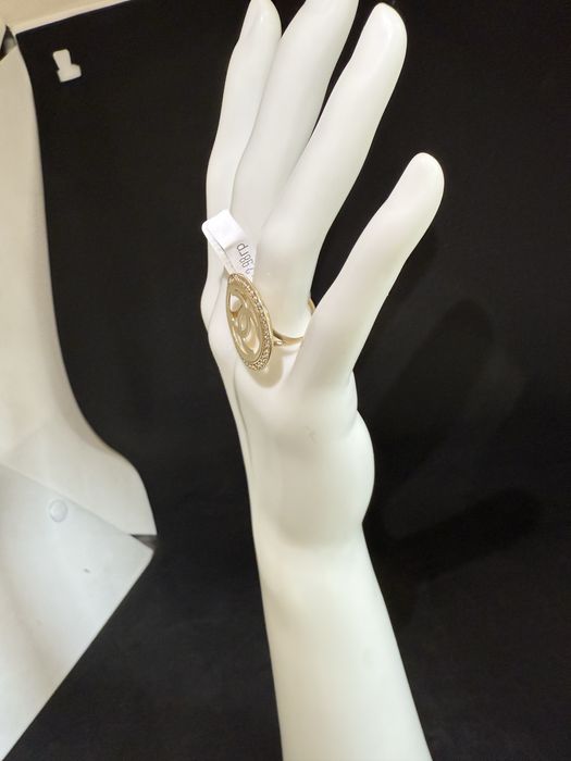 Нов Златен Пръстен 2.98гр 14К