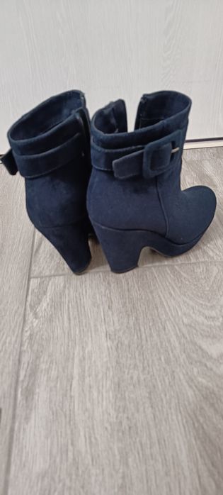 Cizme/ botine 38