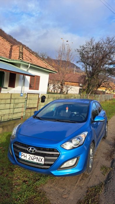 Vând Hyundai i30