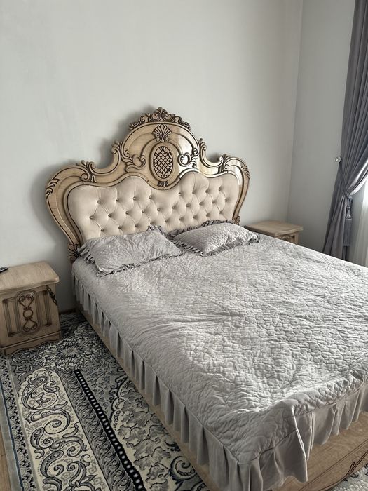 Спальни гарнитур сотилади