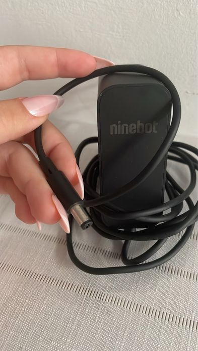 Trotineta electrica ninebot E25