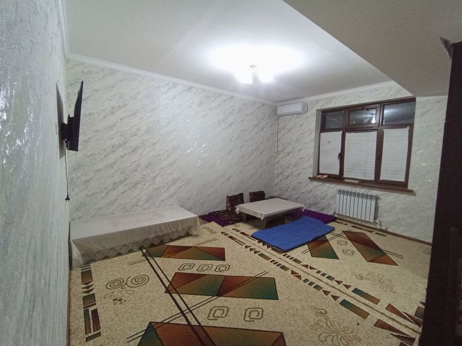 Sergili quruvchilar metro 12-bekat yonida 2xona 3etaj evro remont