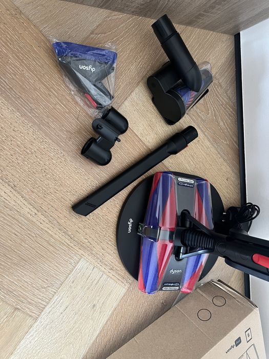 Dyson PencilVac Fluffycones – новый, оригинал
