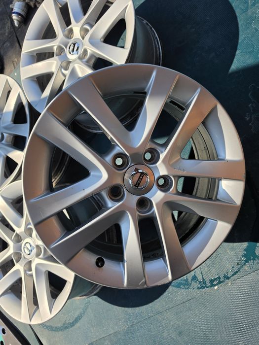 16 5x108 Volvo лети джанти 5х108 волво
