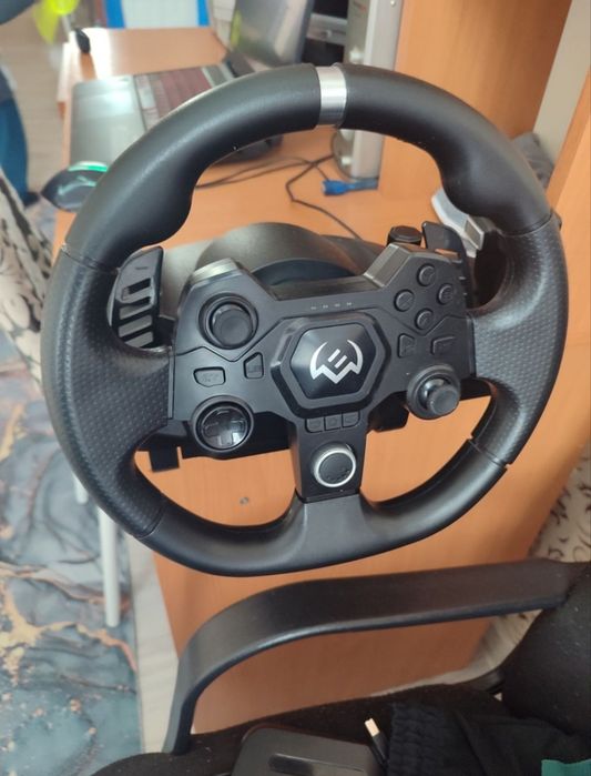 Игровой руль срочно !!!270градусо