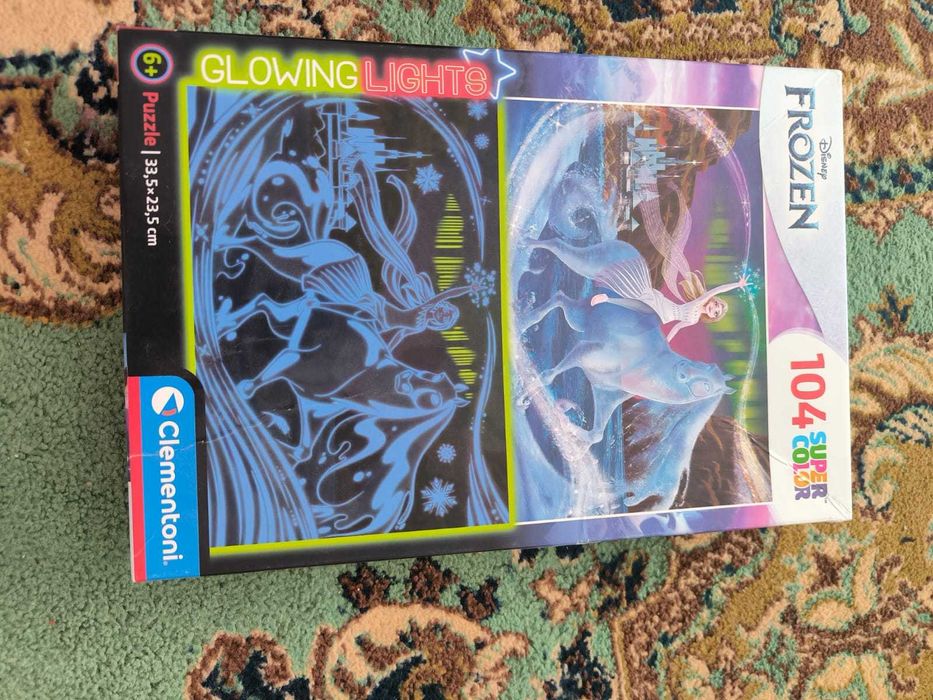 Vand Puzzle 100 - 500 piese in stare foarte buna. Predare Cluj-Napoca.