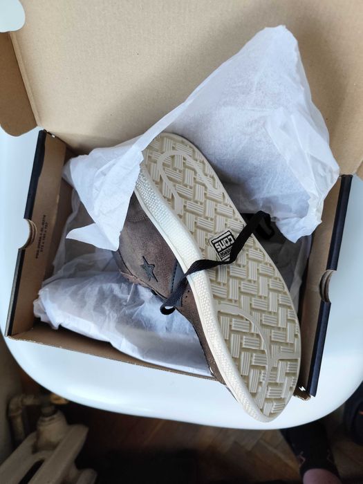 Оригинални Converse размер 36.5 (купувани от Амазон)нови!НАМАЛЕНИЕ-60!