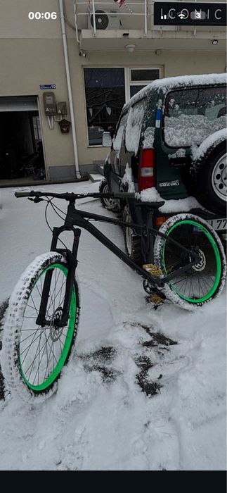Vand bicicleta ns foarte intretinuta