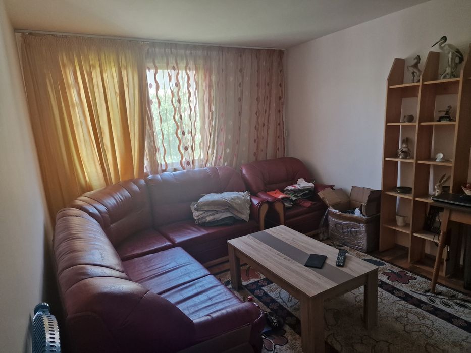 Ap 2 Cam,etaj 3,la cheie,50mp,decomandat,balcon,centrală, termopane
