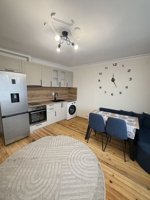 Под наем двустаен Парник