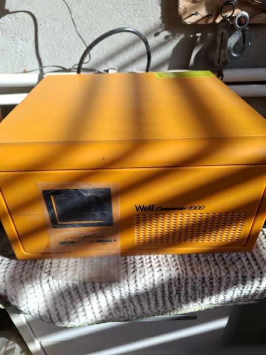 UPS, sursa neîntreruptibila well comander 1000