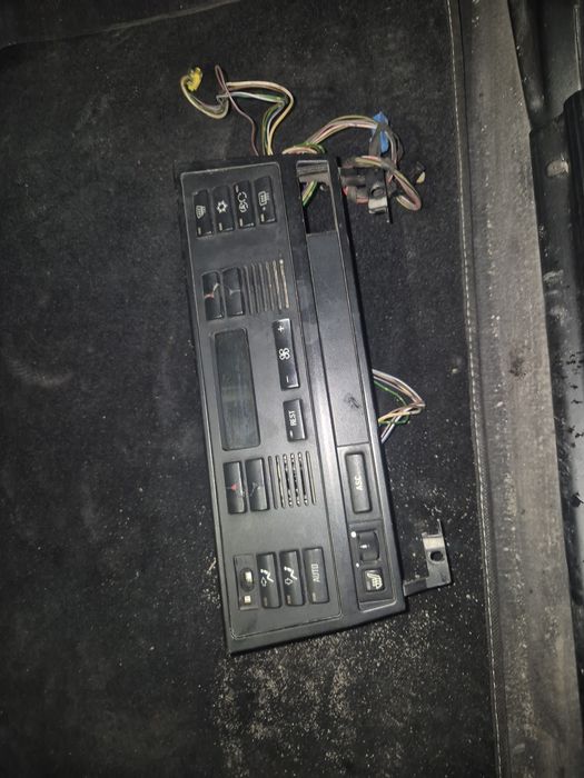 Запчасти по салону от Е39