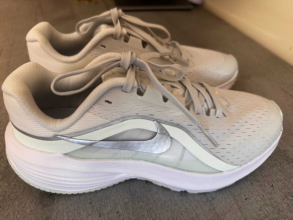 Нови маратонки - Nike Downshifter 14