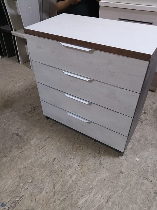 Продам комод новый