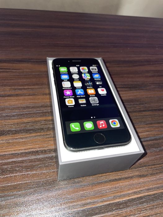 Iphone 8 64GB 100% батерия