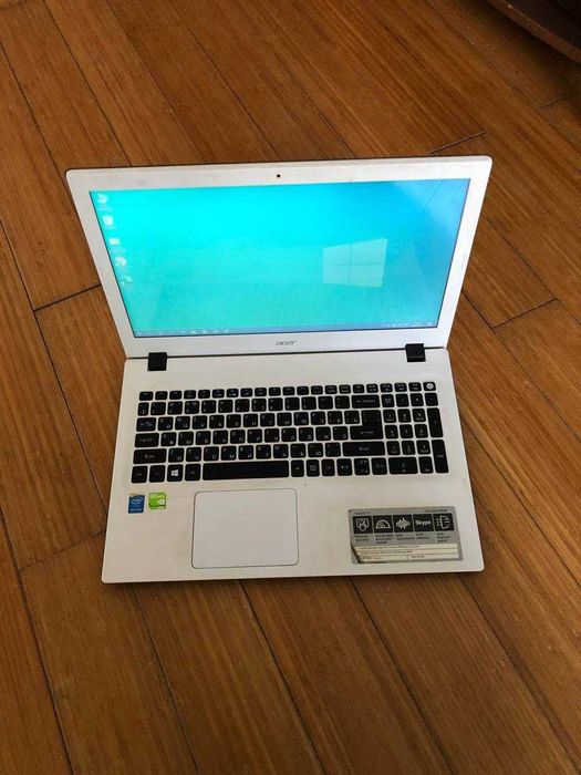 ASER продам SSD 120гб в хорошем состоянии windows 10 работает шустро!