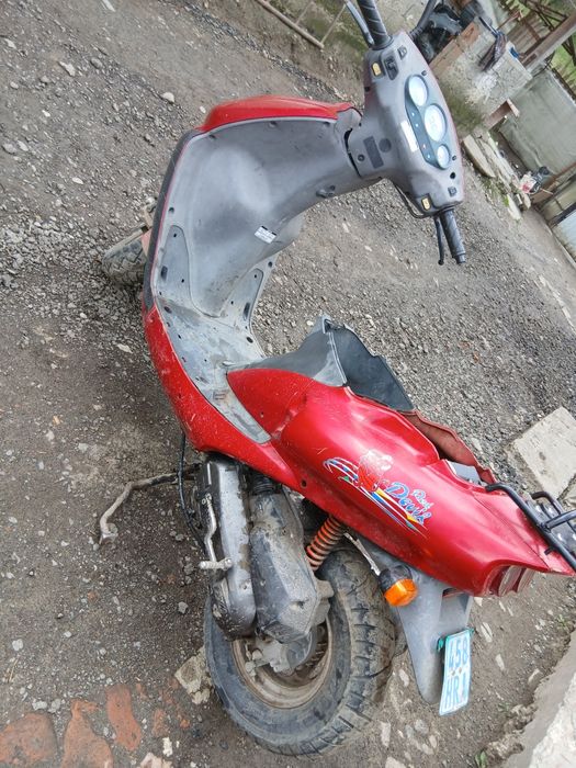 Vând scuter sym booster