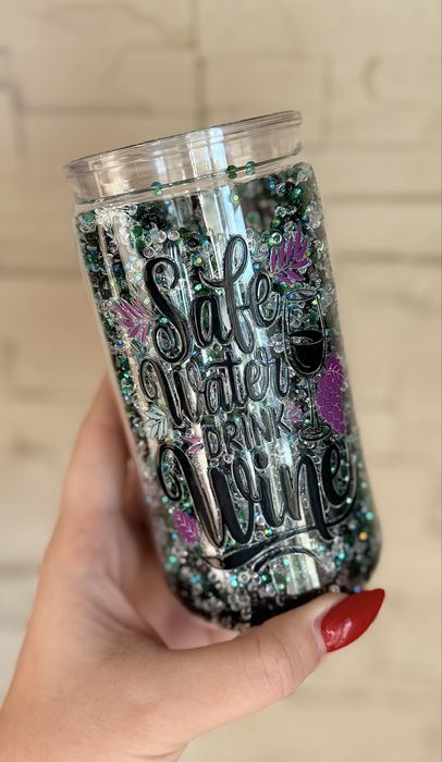 Чаша с камъни и надпис