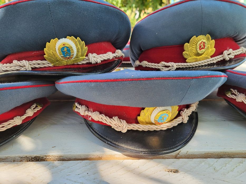 Фуражки за колекция