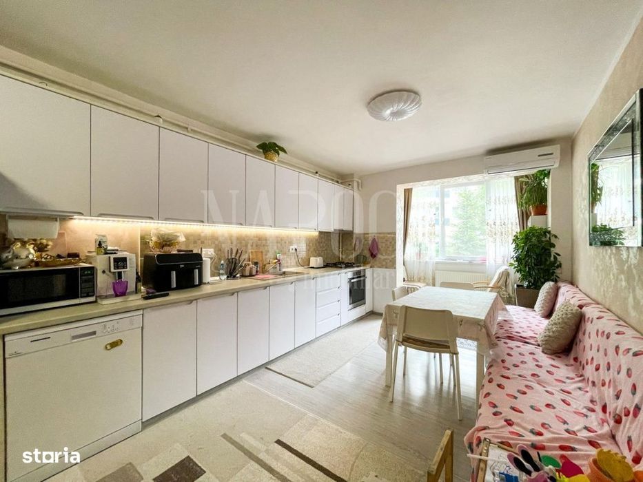 Apartament 3 camere de vanzare in Floresti — fotografia 1
