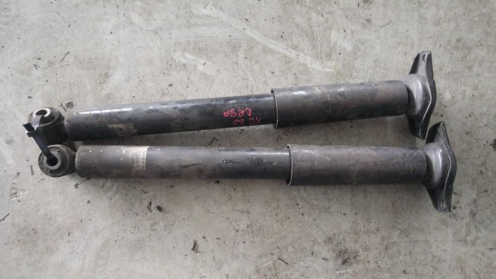 Set amortizoare spate 2.0 d volvo xc60 31340478