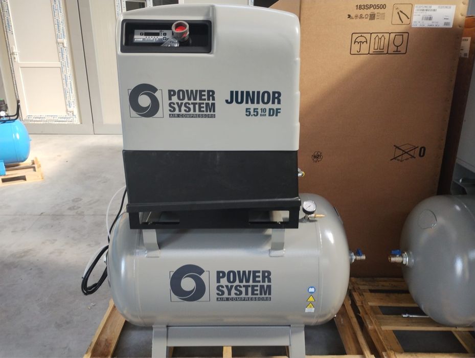 Compresor cu Surub Junior 5.5Kw 10 Bar, cu uscator, rezervor de 270 L