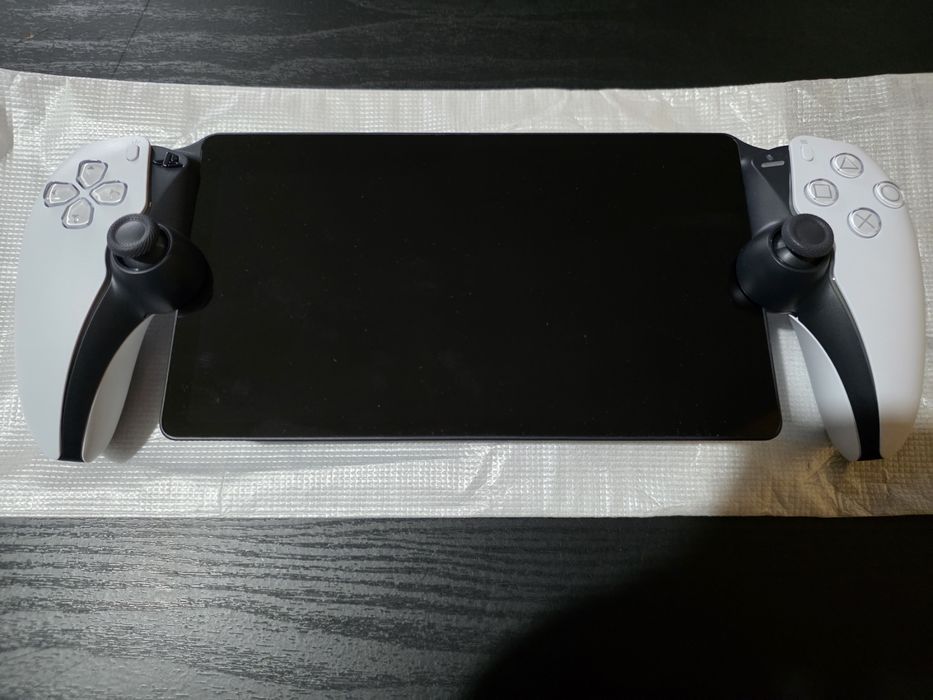Sony Playstation portal- white