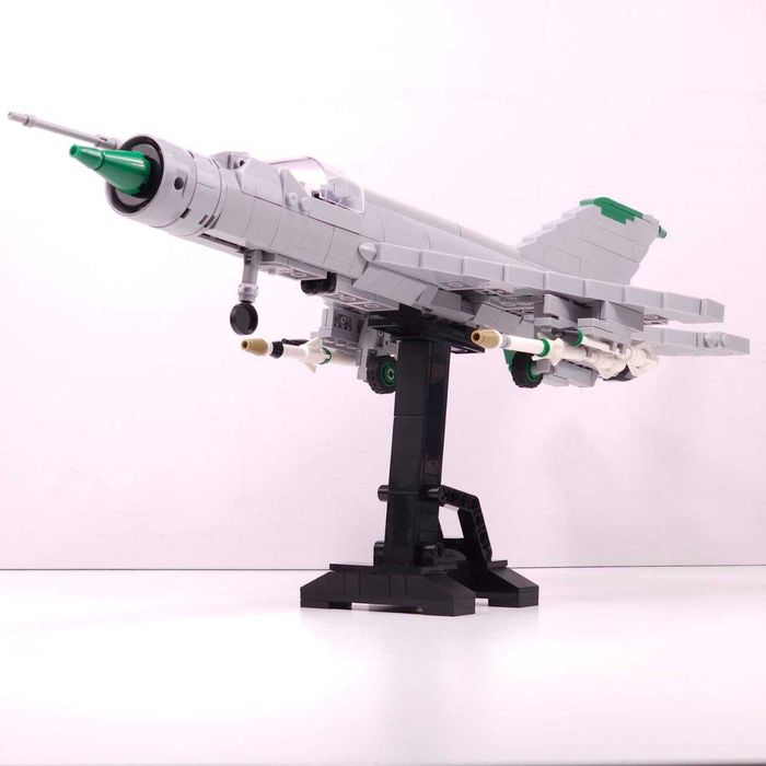 LesDiy MOC-187830 MiG-21 Supersonic Jet Fighter Military (629 Piese)
