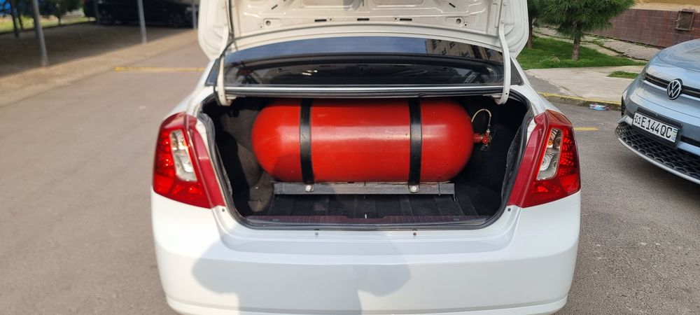 Lasetti 1.8 gazli tozza