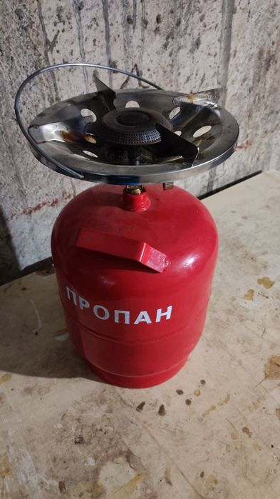 Vând butelie  camping 5 litri