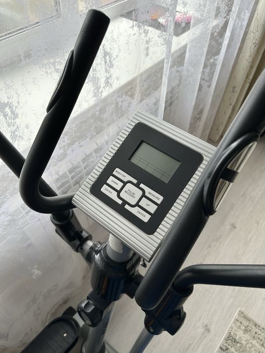 Продается эллиптический тренажер