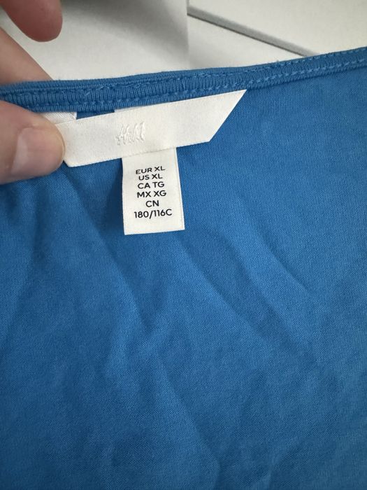 Body albastru maneca lunga