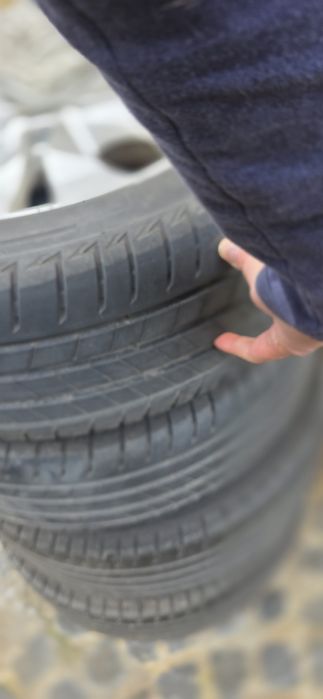 Anvelope 225/65r17 sau Jante 17 Honda originale pentru  Crv sau civic