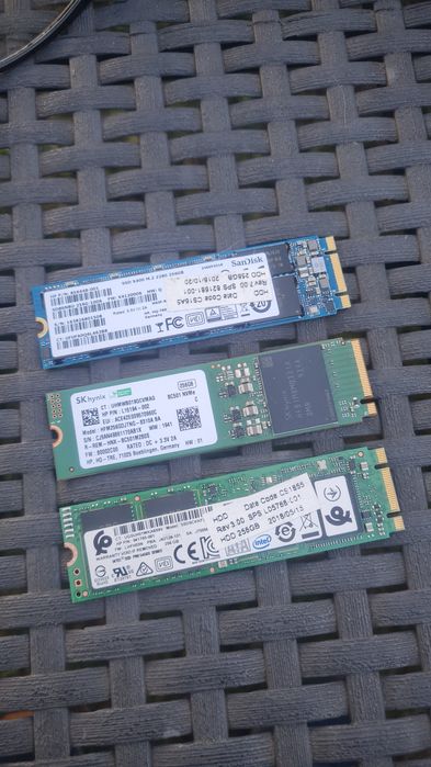 Vand SSD 256 gb pentru laptop  și desktop