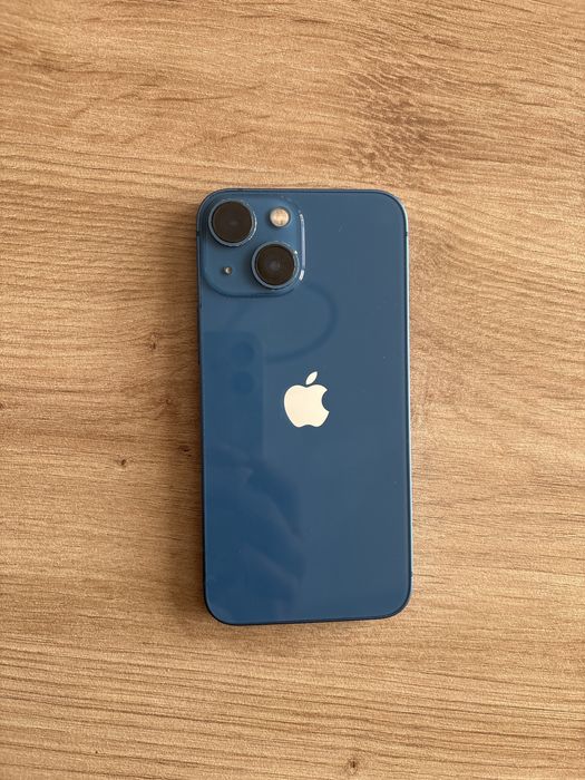 iPhone 13 mini in stare excelentă