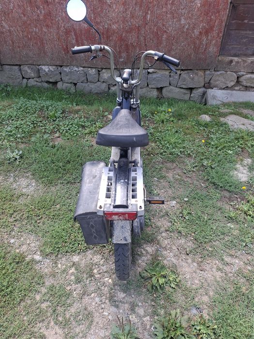 moped piaggio bravo