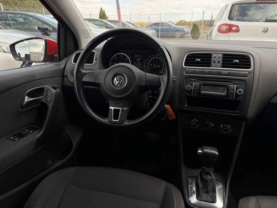 VOLKSWAGEN Polo 2010 — imagine 5