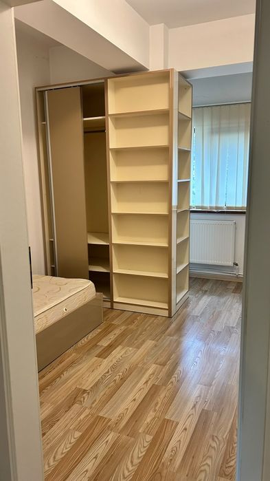 Apartament cu trei camere