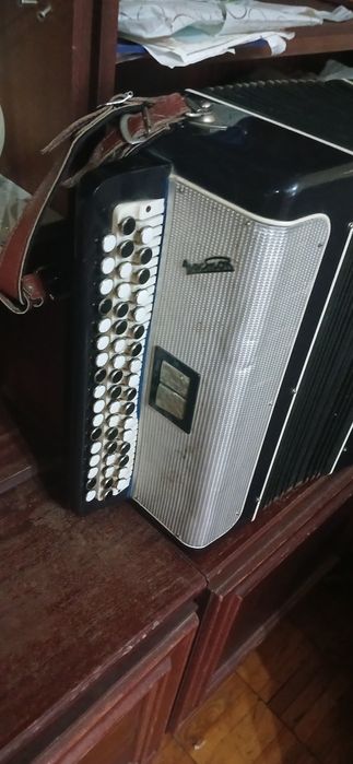 Продам Баян Восток