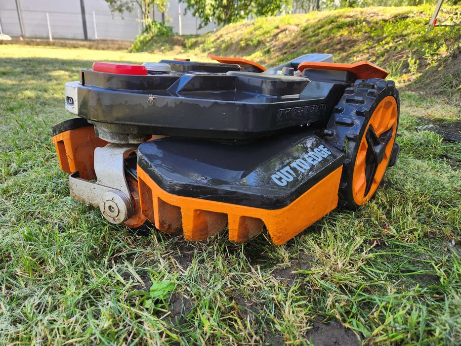Robot tuns Landroid Worx Vision