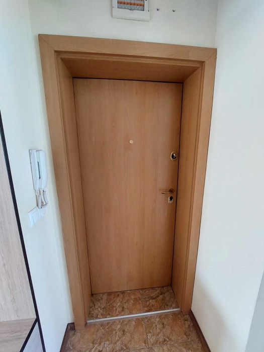 Продава се Тристаен апартамент в Варна, Център - 85 кв.м за 2106 €/кв.м - Снимка #7