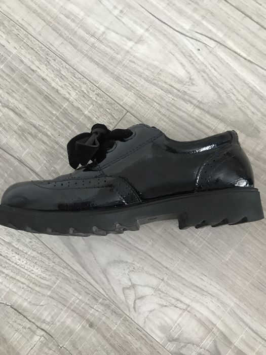 Школьная обувь размер 34