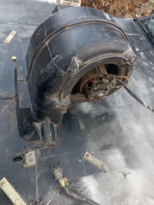 Мерс 190 124 моторчик печки