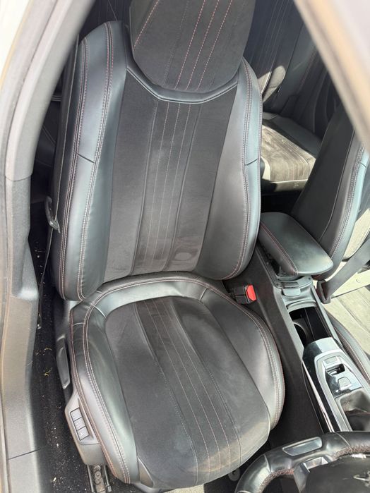 За части Пежо 308 1.2t Gt Line 2016 година Peugeot 308 gt line