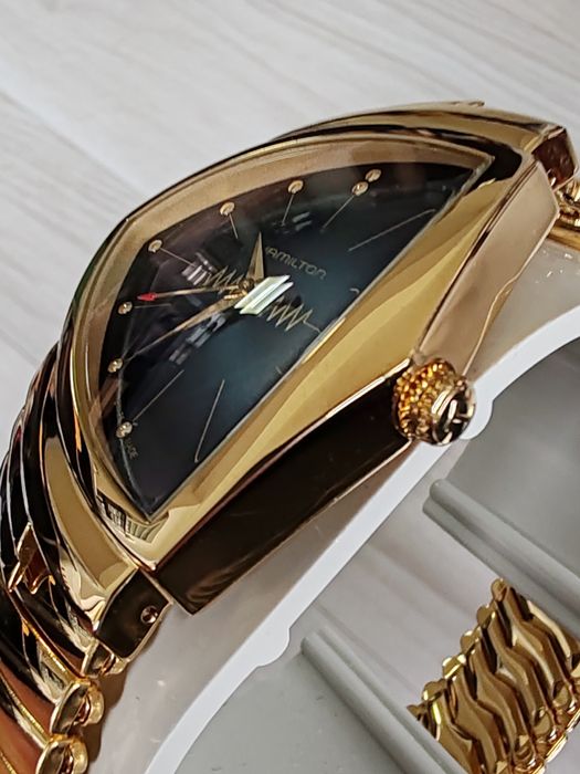 Ceas Hamilton Ventura Quartz Nepurtat