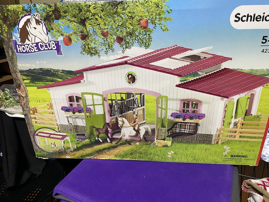 Ferma de cai Schleich Targu-Mures • OLX.ro